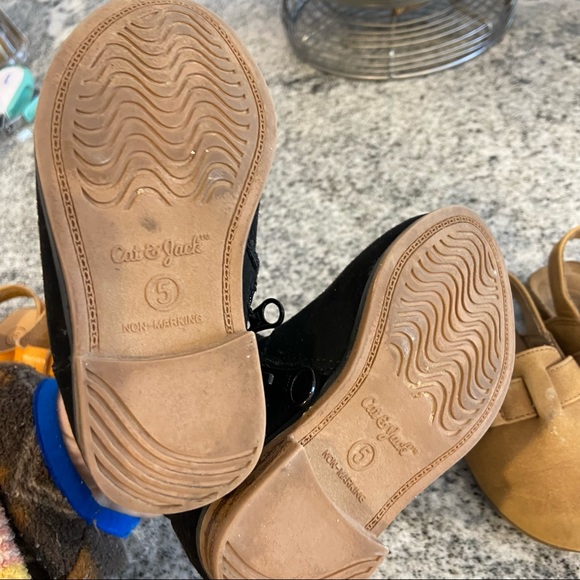 Cat & Jack baby shoe bundle size 5 - Picture 4 of 7